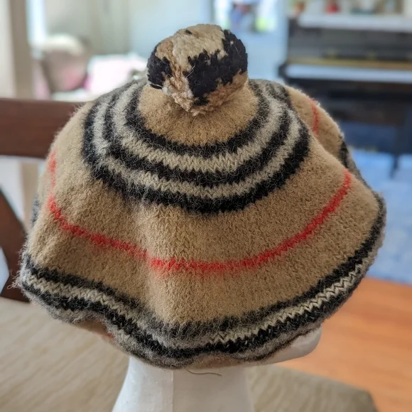 Burberry Tan and Black Striped Beret - Picture 3 of 8